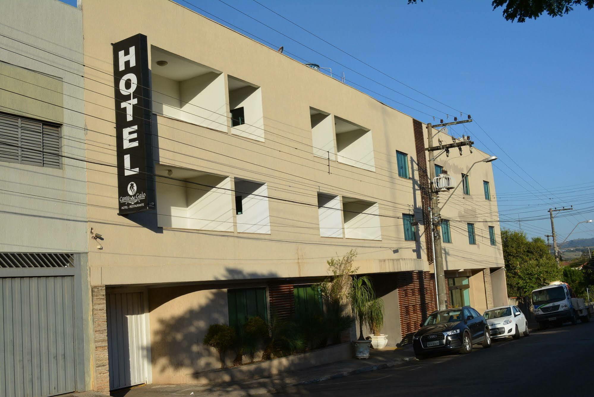 Hotel E Restaurante Canta Galo Jacarezinho Eksteriør billede